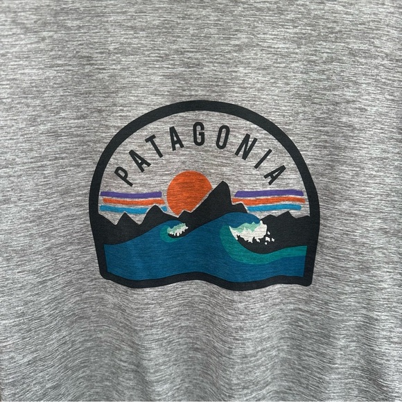 Patagonia Gray Short Sleeve Graphic Tee Size Small - Picture 2 of 4